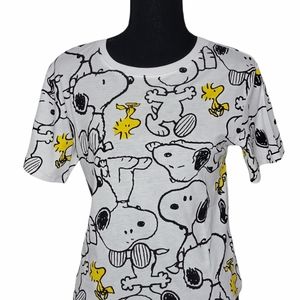 Love Tribe Women's Snoopy Graphic Tee New